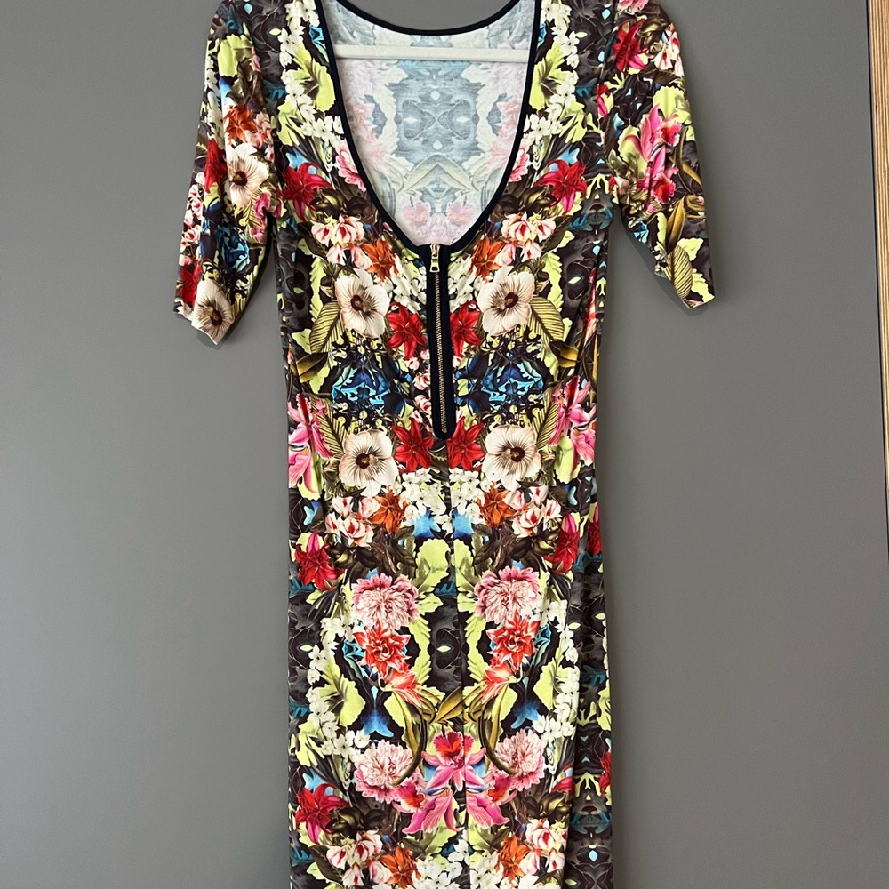 FLORAL ZIP UP DRESS
